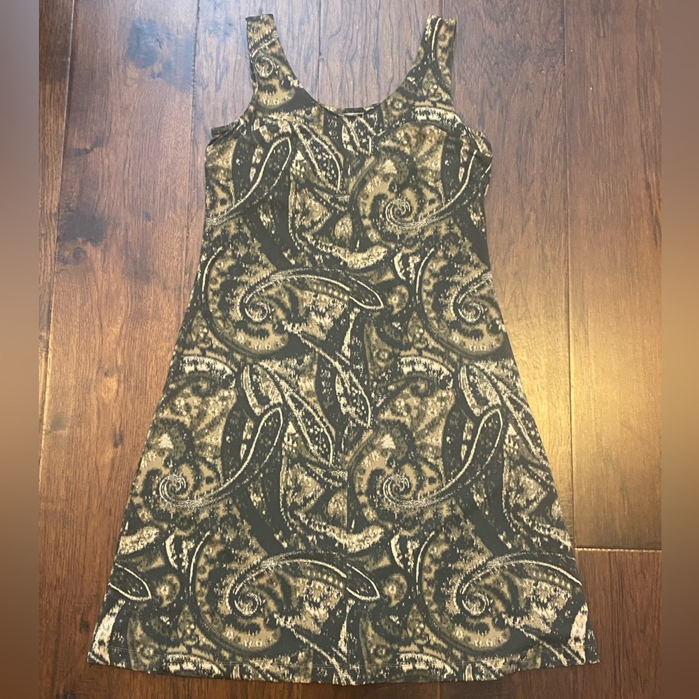 Athleta Garden Isle Dress -  Olive Camo Paisley Sleeveless Shelf Bra, Size Small